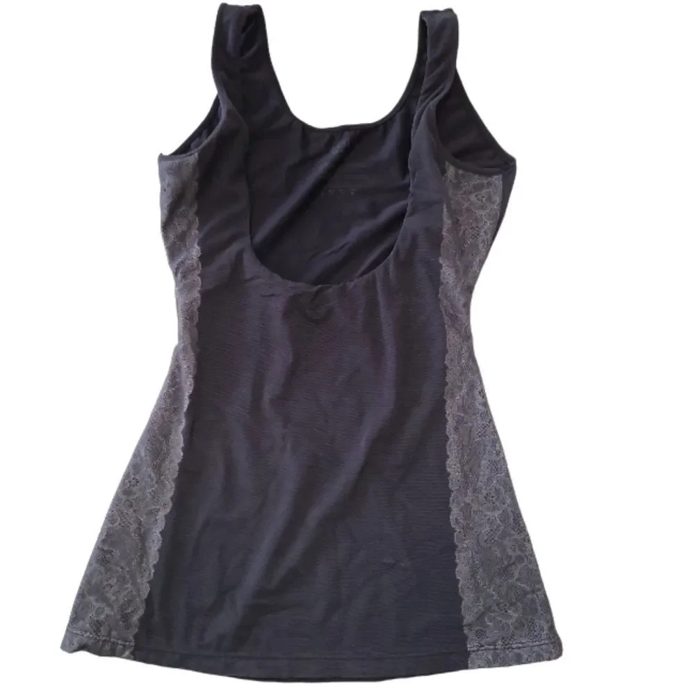 SPANX Assets Red Hot Label Luxe & Lean Luxe Ane Lean Open Bust Tank Size L‎